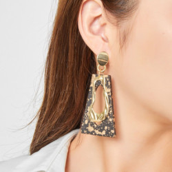 Tila - Boucle d'oreille...