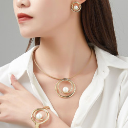 Hajnal - Collier doré