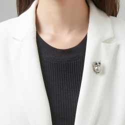 Olalia - Broche aimantée argentée