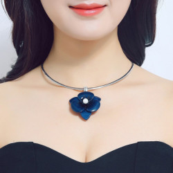 Lila - Collier bleu