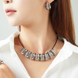 Guyonne - Collier marron