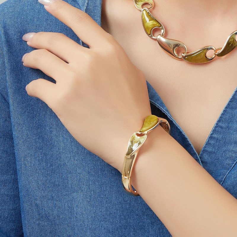 Elisavet - Bracelet élastique Kaki