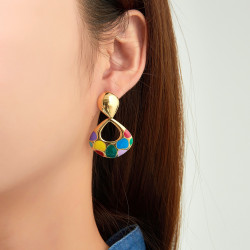 Urvasi - Boucle d'oreille tige acier Noire