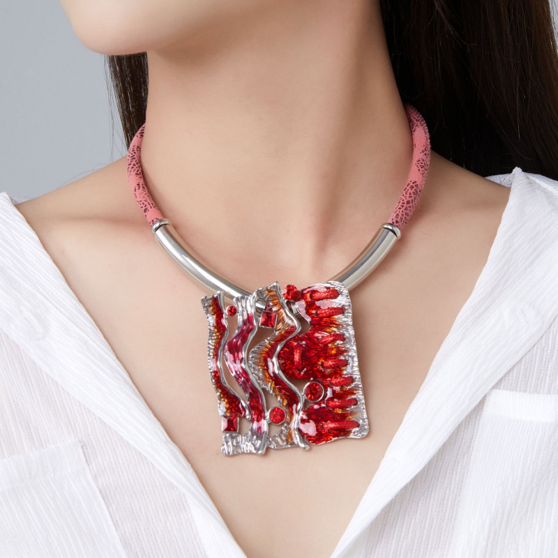Tumpe - Collier rouge
