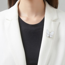 Orsolya - Broche épingle dorée