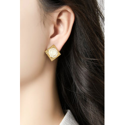 Zinoviya - Boucle d'oreille clip Rouge