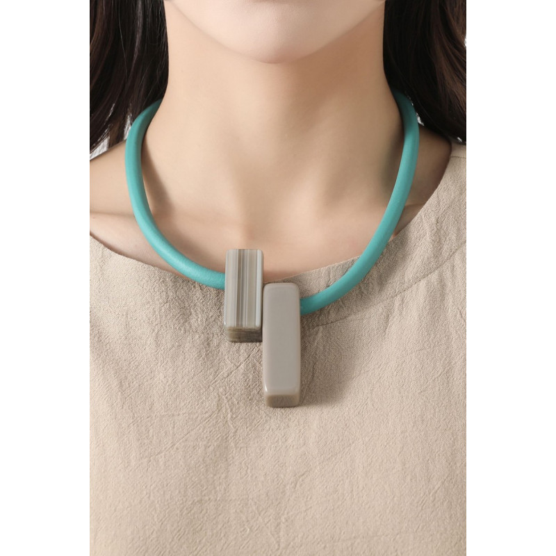 Stephanie - Collier Gris