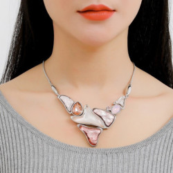 collier resine-1901022-rose