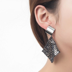Wennie - Boucle d'oreille a clips gun