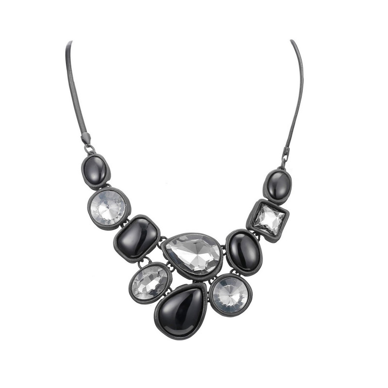 Eva Collier noir
