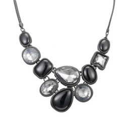 Eva Collier noir