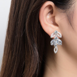 Winry - Boucles d'oreilles tige blanche