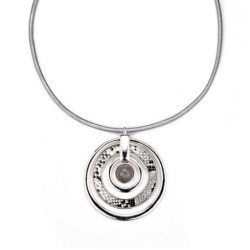 kazue Collier argente