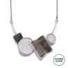 Fujita Collier blanc gris