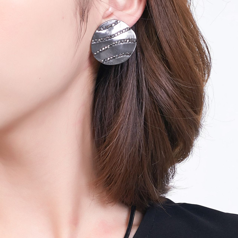 Galya - Boucle d'oreille noire